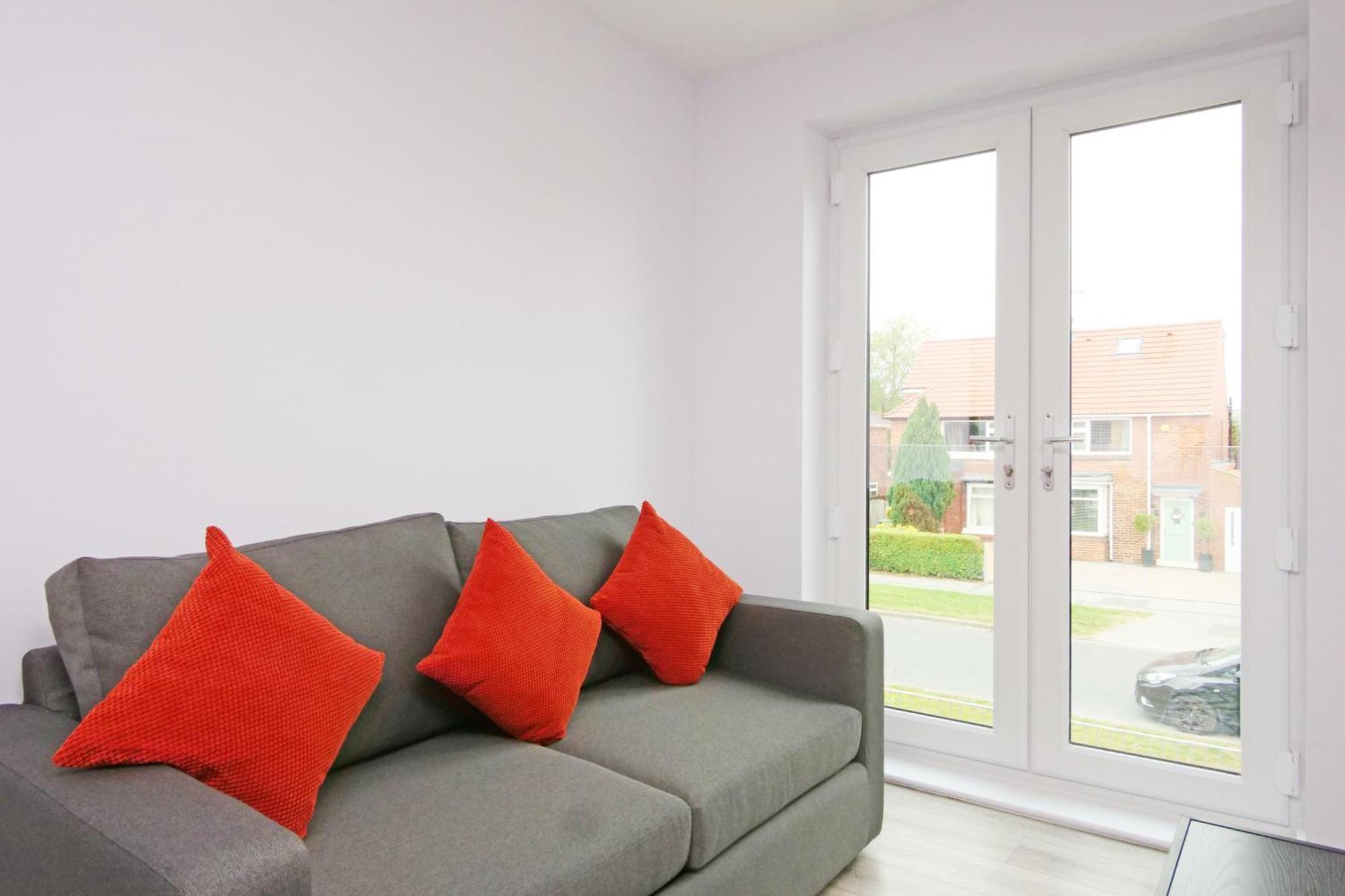 Apartment 46 Luna With Free Parking Йорк Екстериор снимка