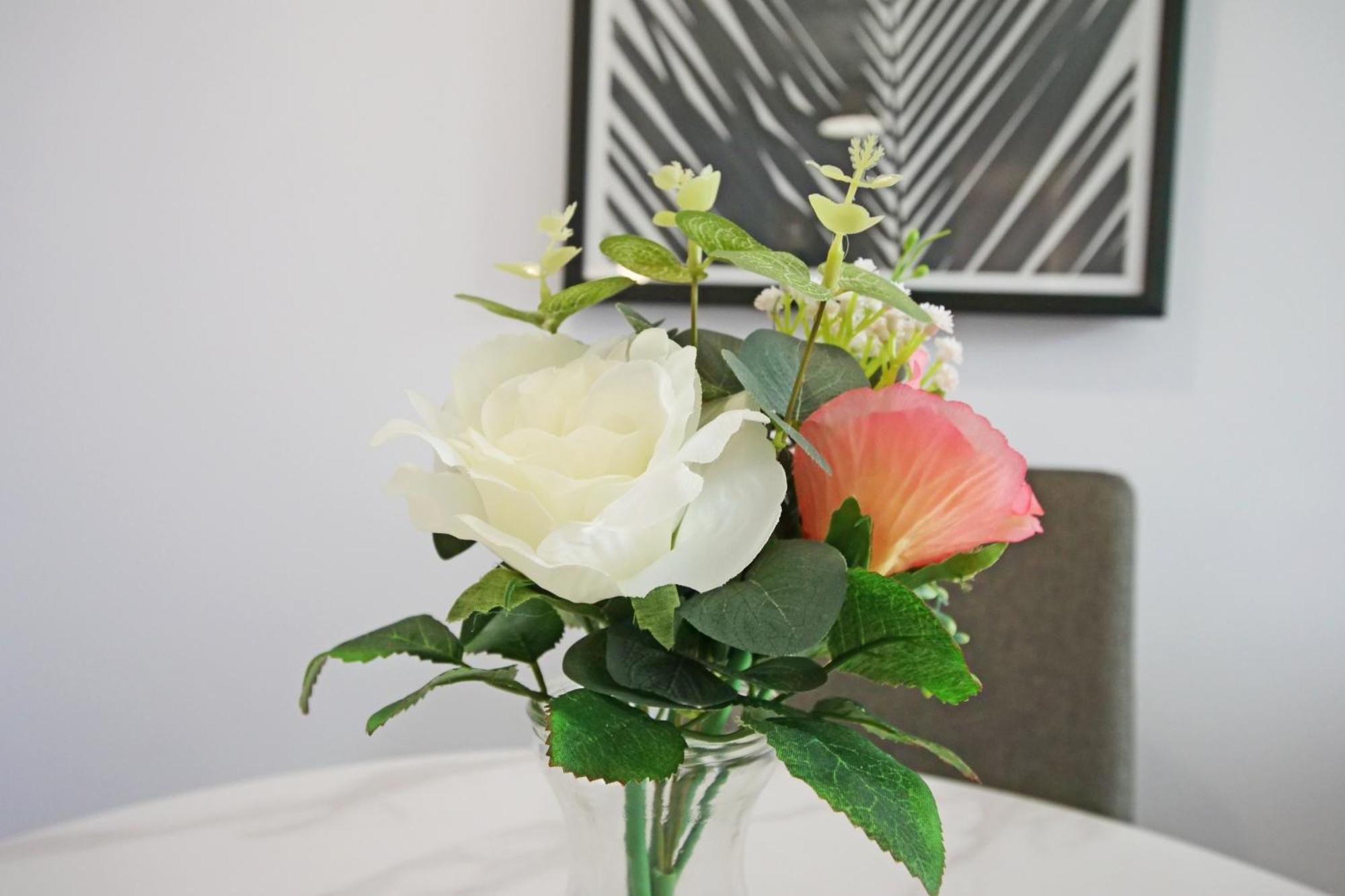 Apartment 46 Luna With Free Parking Йорк Екстериор снимка