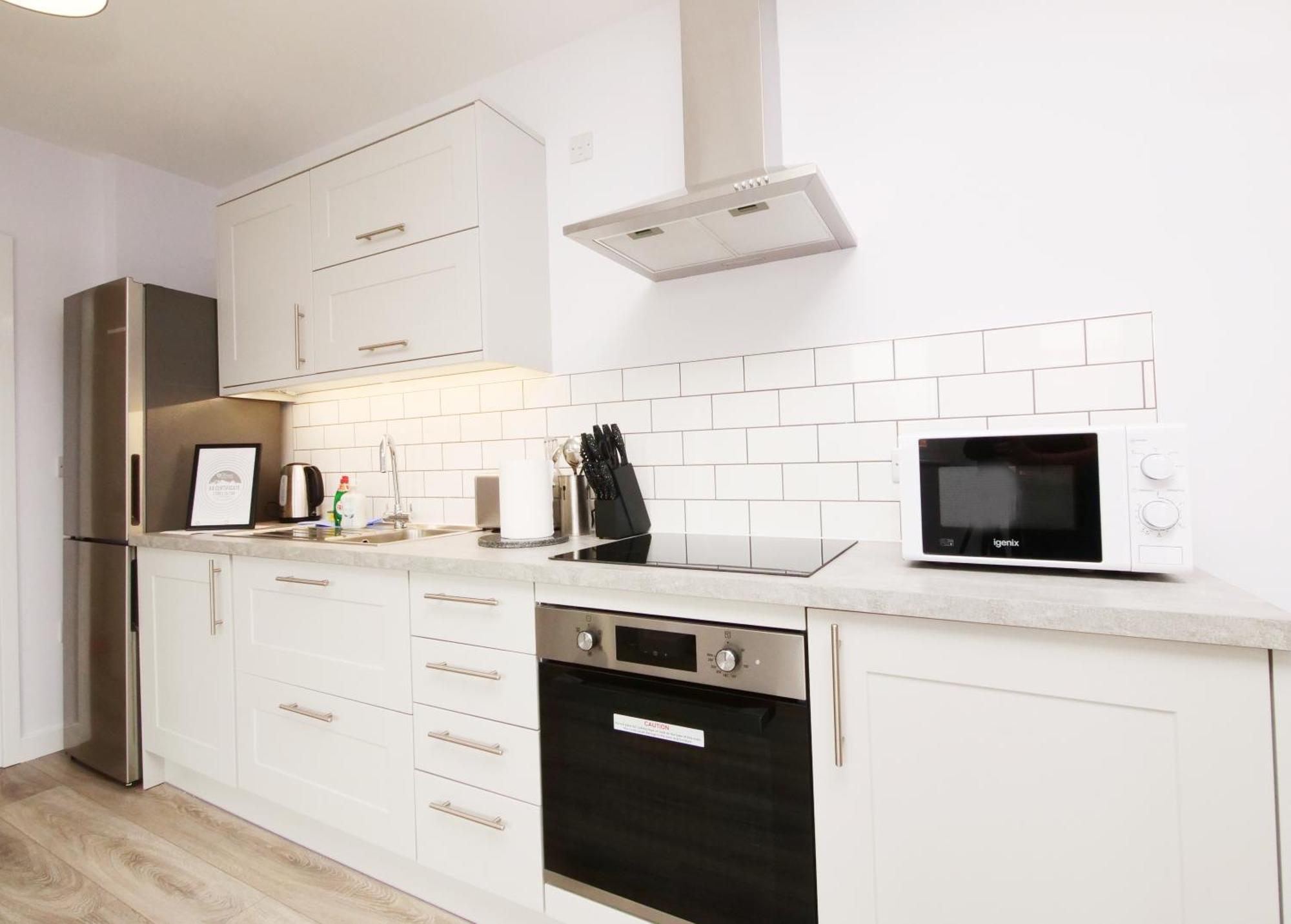 Apartment 46 Luna With Free Parking Йорк Екстериор снимка